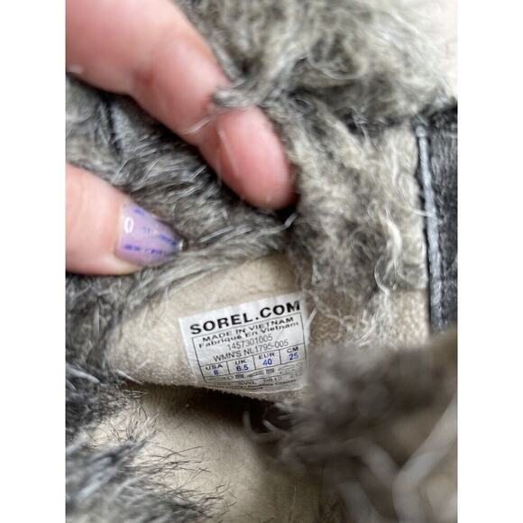 Sorel Tofino SNOW Boots Distressed Metallic Faux Fur Lace Up Size Women’s 8 - Picture 6 of 6